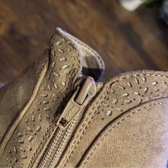 Toddler Ankle Boots - Picture 9 of 14